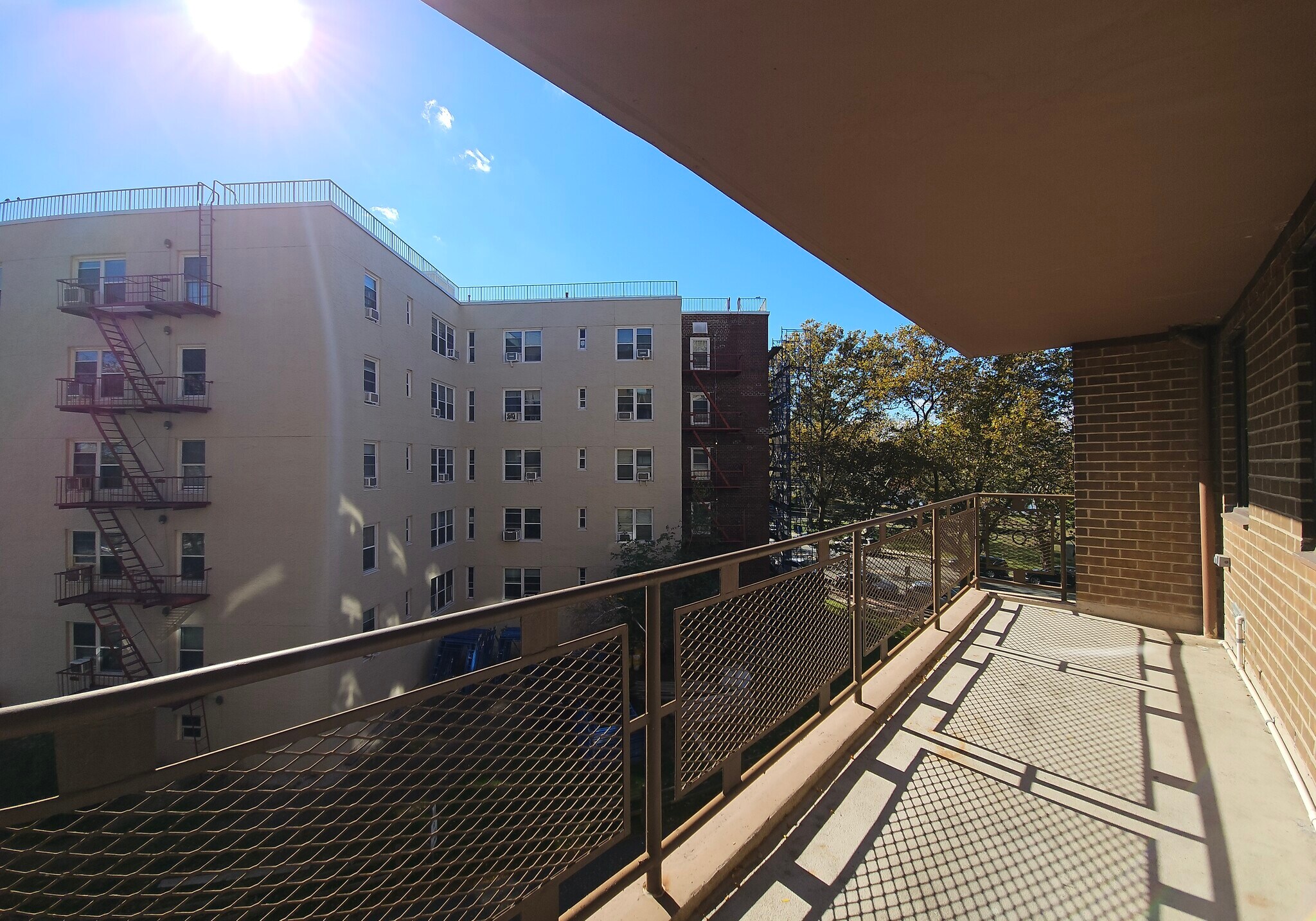 Building Photo - 8800 Boulevard East