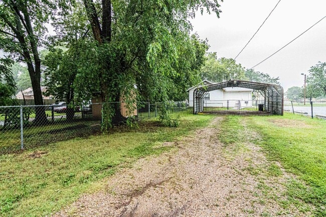 Building Photo - Please View 3D Virtual Walk-Through Before Scheduling a Showing