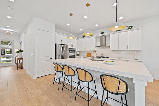 Building Photo - 4068 Faraday Wy