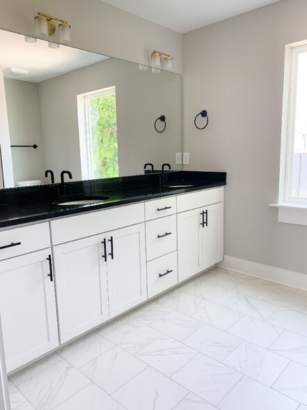 Building Photo - 1416 Stockyard Pl