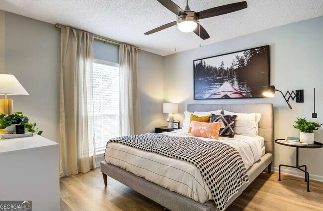 Building Photo - 2383 Akers Mill Rd