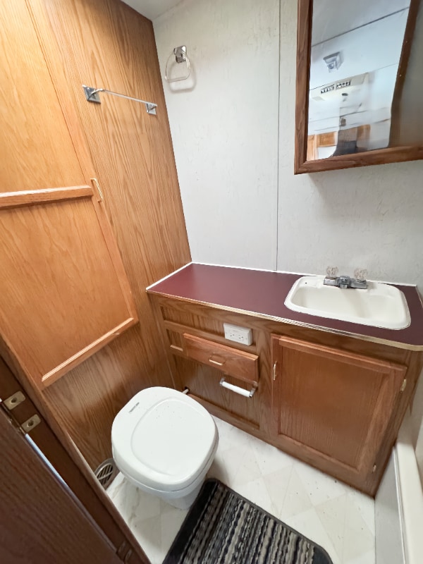 Building Photo - 200 N 28th St