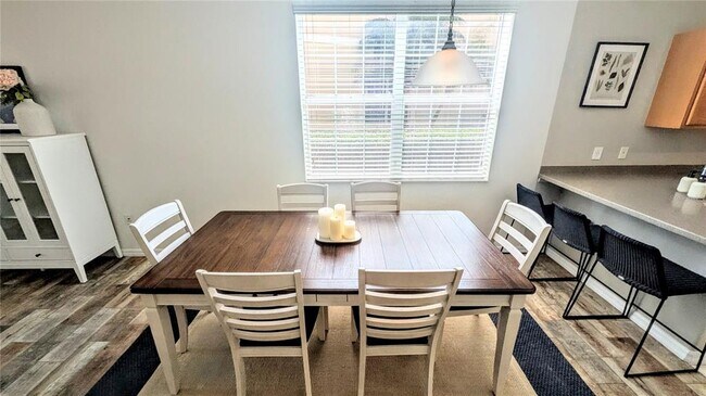 Building Photo - 3880 82nd Ave Cir E