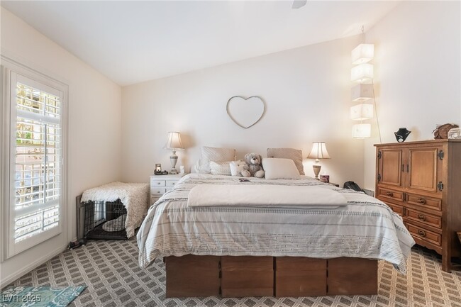 Building Photo - 8628 Highacre Dr