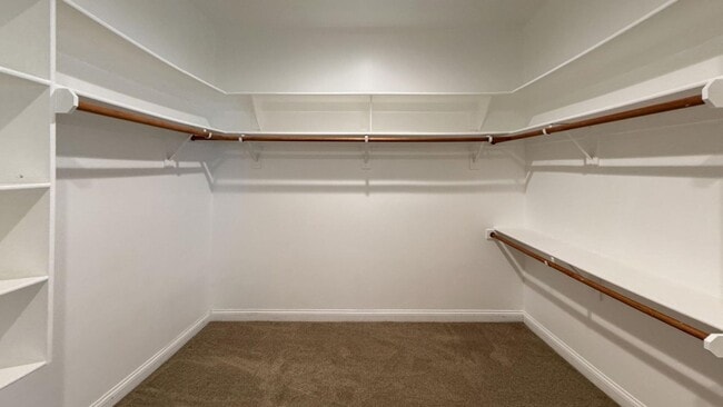 Building Photo - 16000 Sunset Blvd