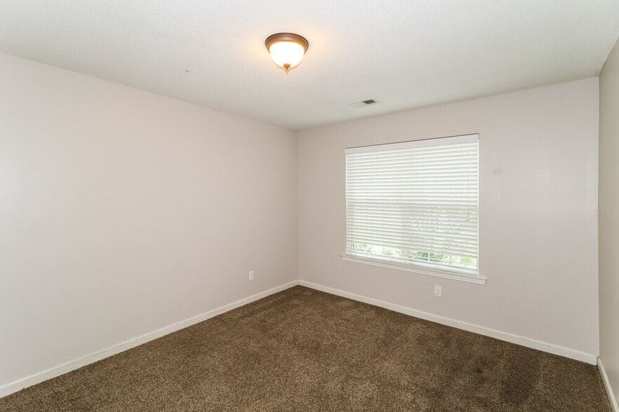Building Photo - 9149 Billy Pat Dr