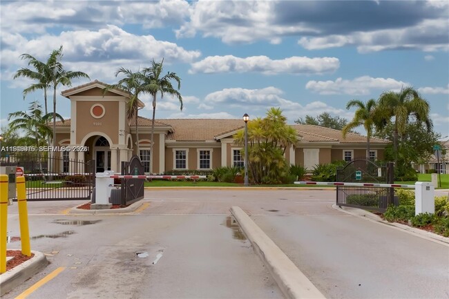 Building Photo - 8986 Chambers St