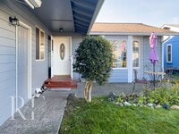 Building Photo - Single-Story Comfort on Lansing | Renovated Primary Bath, Covered Deck & Big Backyard