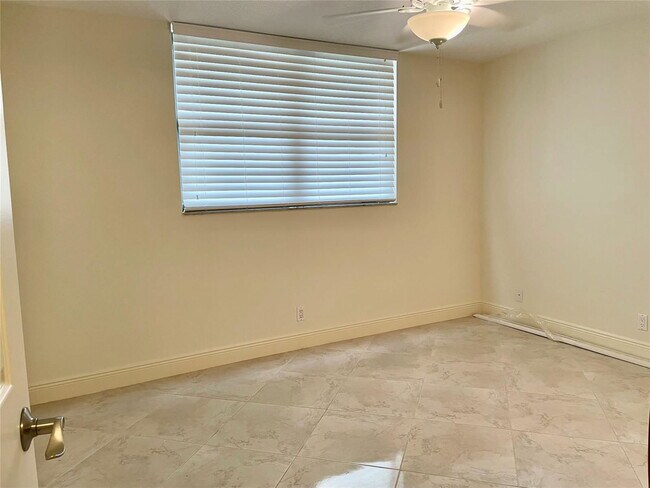 Building Photo - 2430 DC Country Club Boulevard