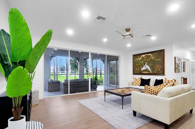 Building Photo - 201 Ryder Cup Cir S