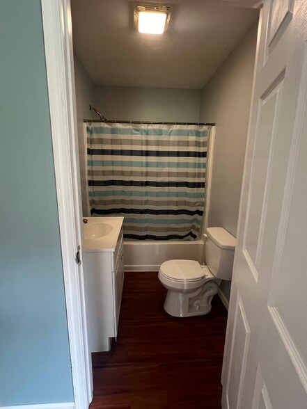 Building Photo - 4018 Chloe Rd