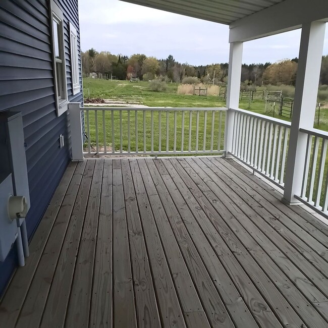 Building Photo - Private Country Living Near Fife Lake