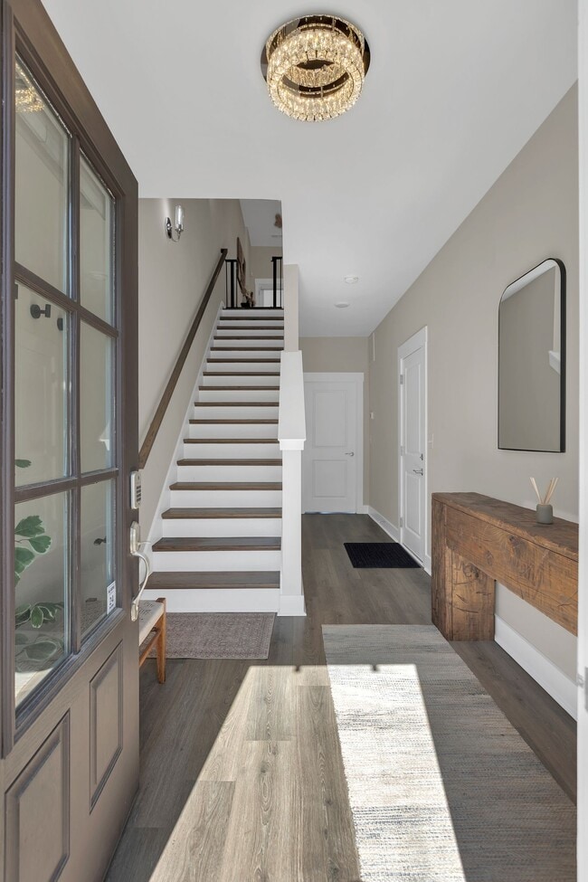 Building Photo - 253 Stonecrest Cir