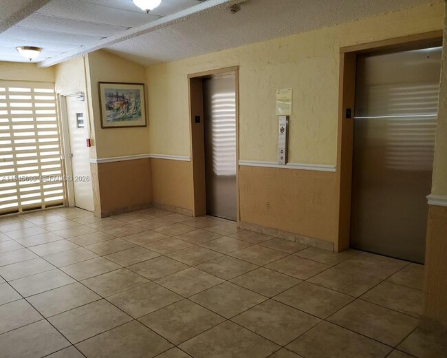 Building Photo - 200 177th Dr