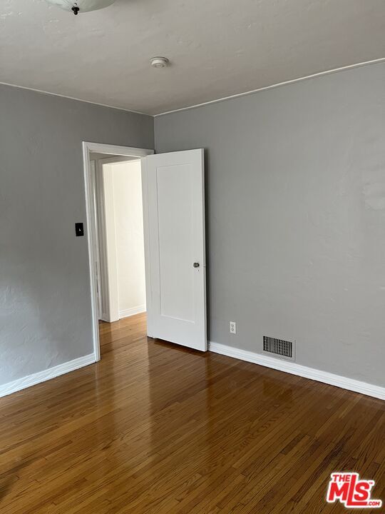 Building Photo - 4238 Sutro Ave