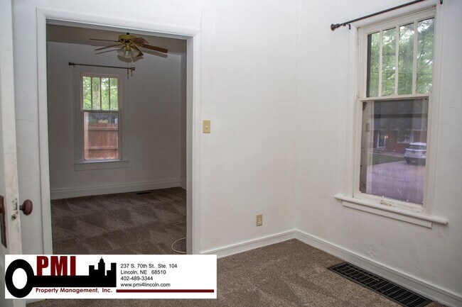 Building Photo - 5501 J St
