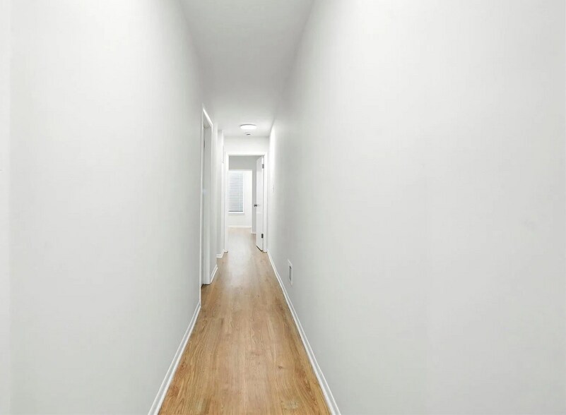 Hallway - 800 E North Ave