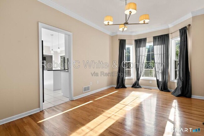 Building Photo - 155 Beardsley Rd