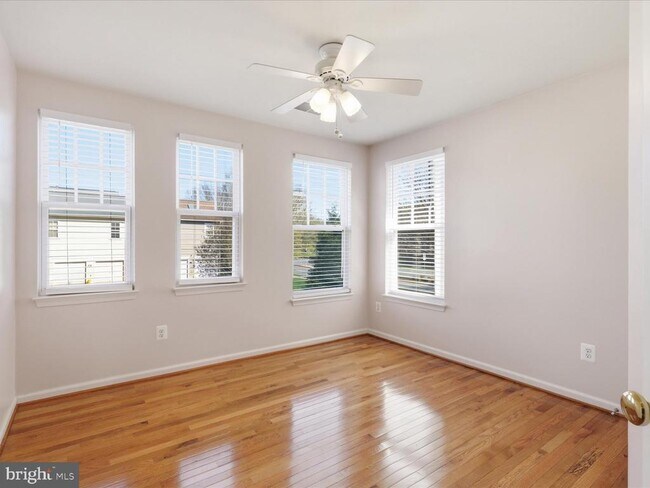 Building Photo - 7752 Grandwind Dr