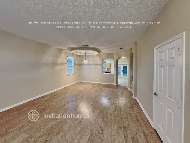 Building Photo - 345 Oak Springs Dr