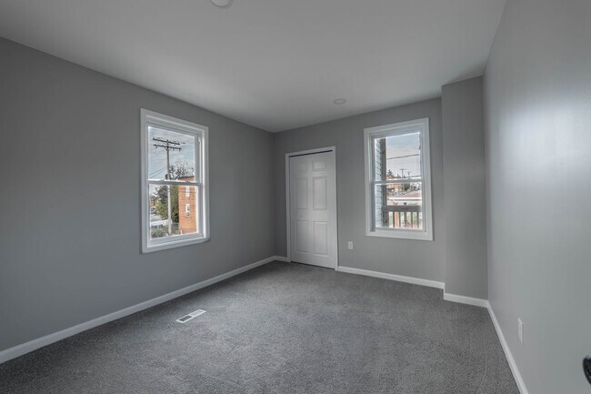 Building Photo - 2600 Garrett Ave