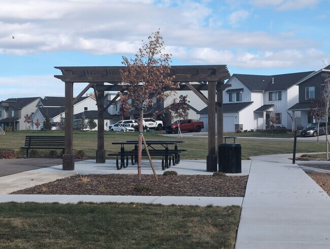 Building Photo - 14833 N Ninja Wy