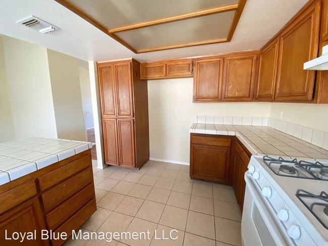 Building Photo - 3 br, 2 bath House - 802 West Avenue H2