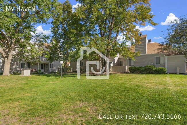 Building Photo - 2618 S Xanadu Way