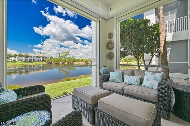 Building Photo - 5000 Royal Shores Dr