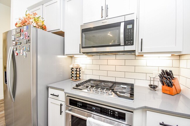 Building Photo - 4730 Torcello Fls Ln