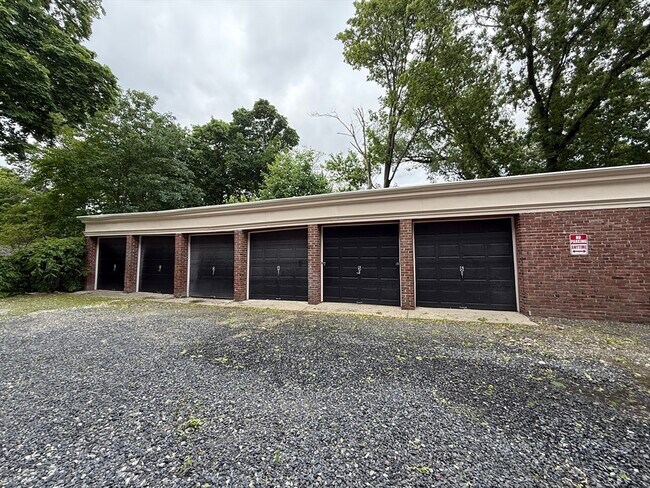 Building Photo - 40 Butler Rd