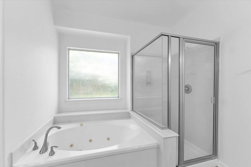 Building Photo - 14823 Yellow Begonia Dr