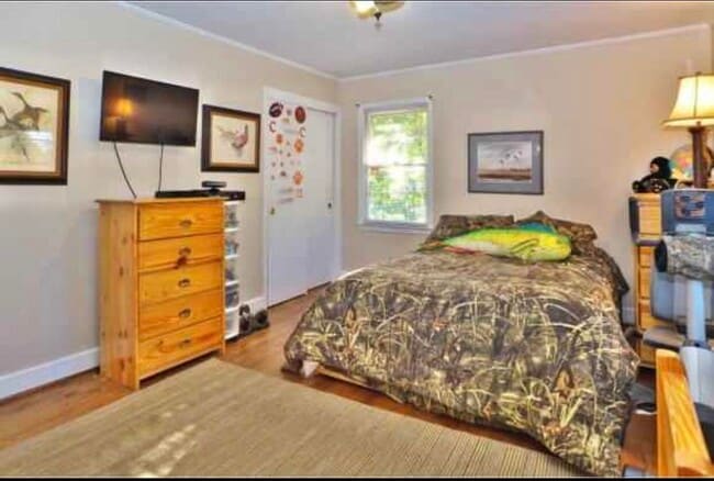 Building Photo - 406 Owens Dr