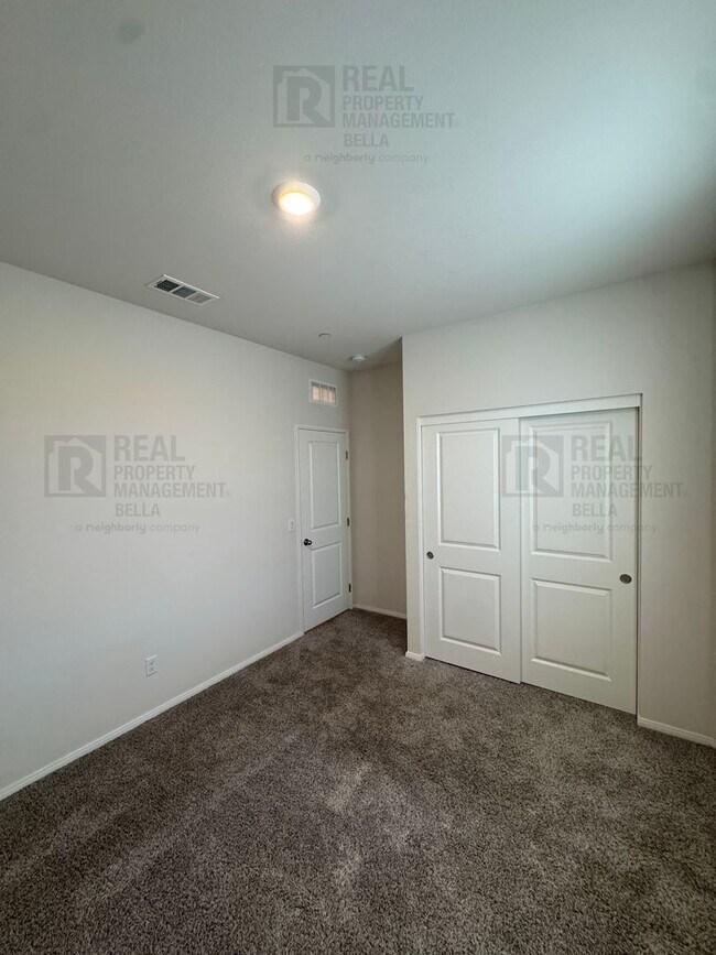 Building Photo - Gorgeous Menifee Pool Home with Downstairs...