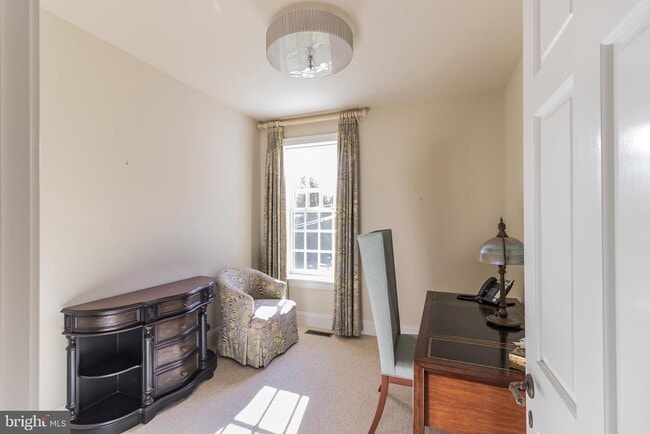 Building Photo - 1911 Stone Ridge Ln