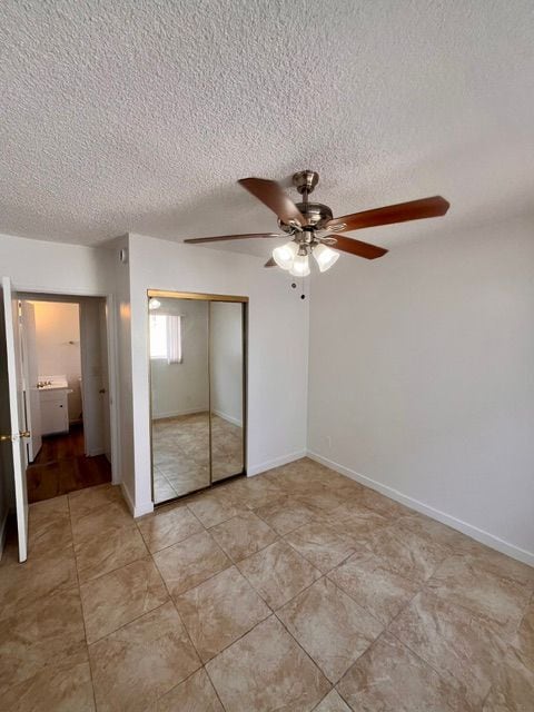 Building Photo - 1260 Beachwood Dr