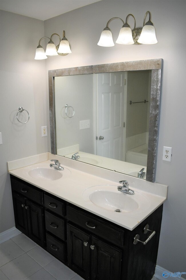 Building Photo - 22873 Horseshoe Bend