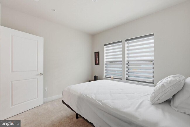 Building Photo - 21460 Mount Sterling Ter