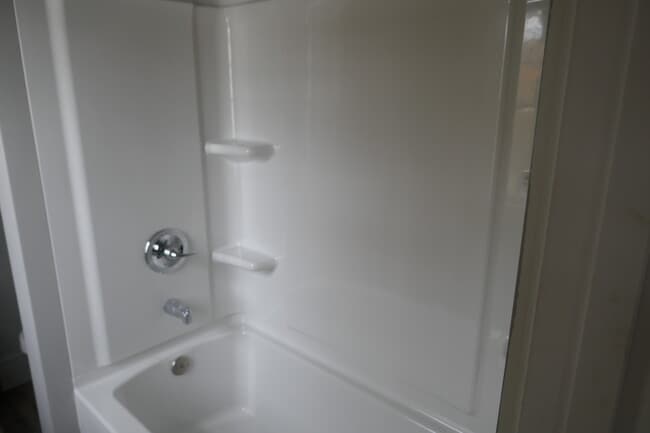 Building Photo - 800 Herrington Rd