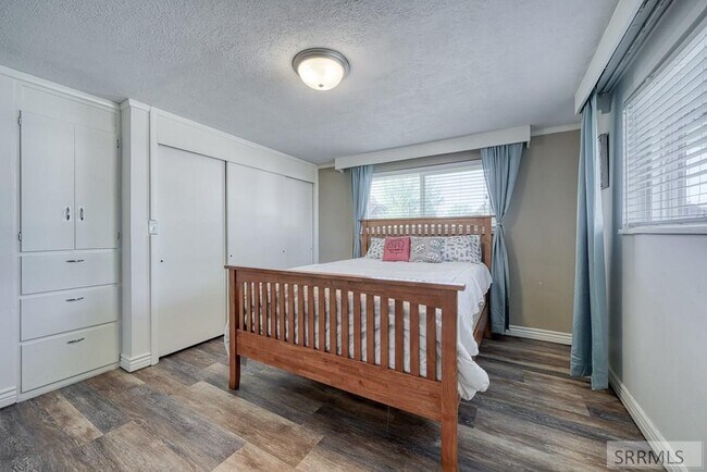 Building Photo - 947 Cassia Ave