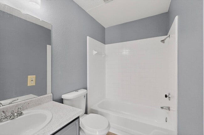 Building Photo - 4517 Ebbtide Ct
