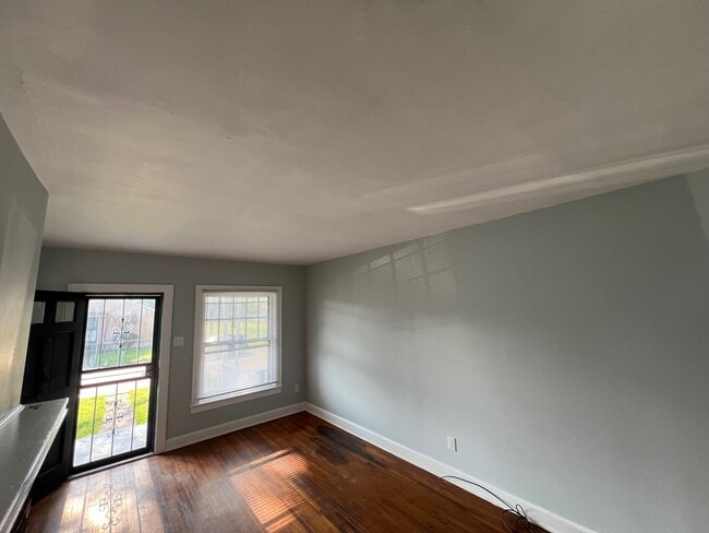 Building Photo - 155 Schultz Ave
