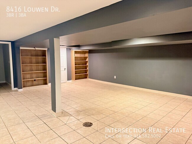 Building Photo - 8416 Louwen Dr