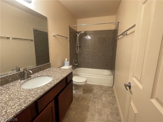 Building Photo - 5350 River Glen Dr