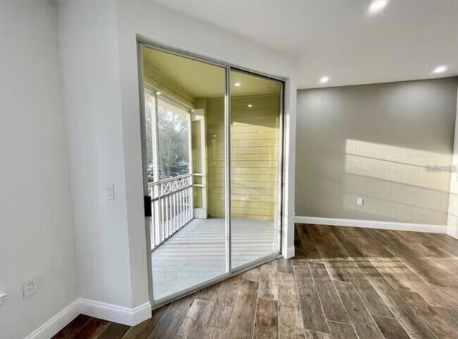 Building Photo - 5017 City St