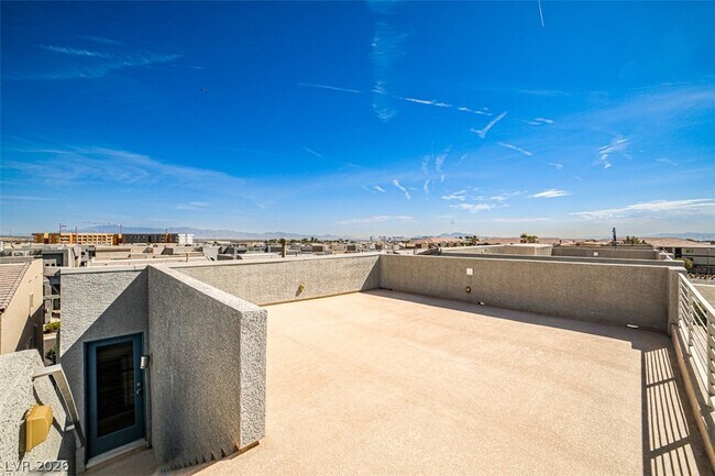 Building Photo - 8052 Haywood Estate Ave