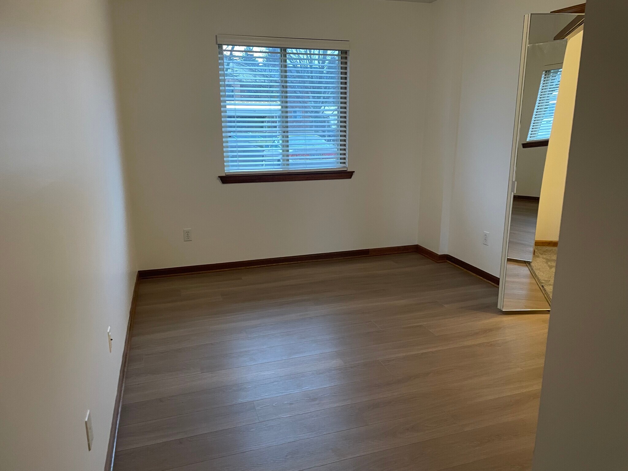 Building Photo - 2504 Eagles Circle