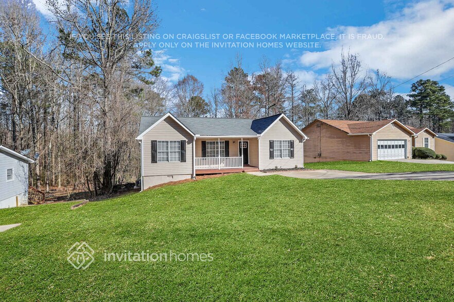 Building Photo - 194 Valley Dr