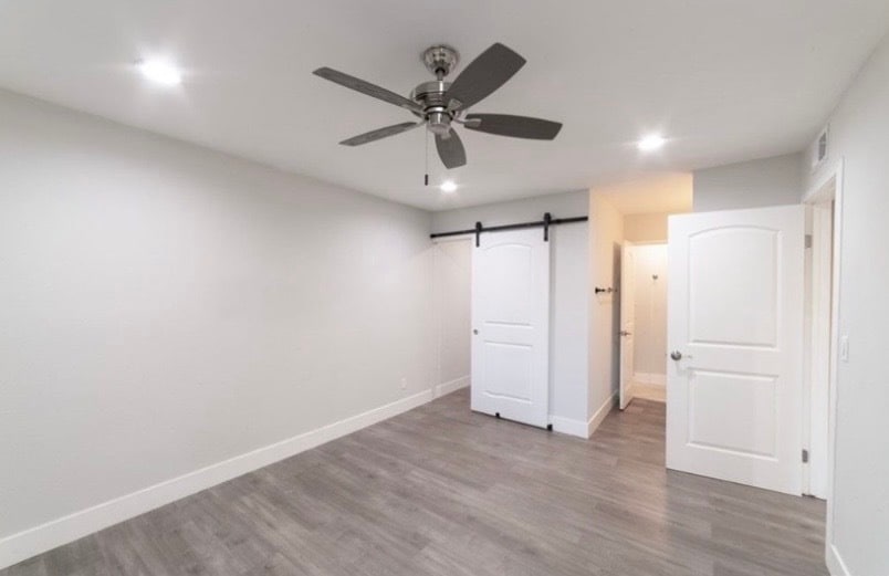 Building Photo - 1001 W MacArthur Blvd