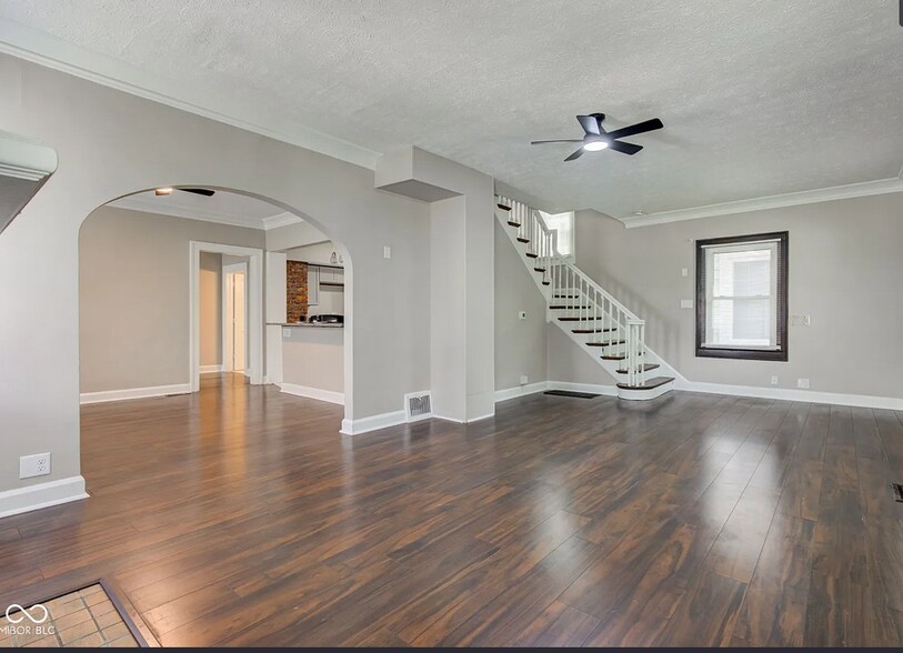 Building Photo - 4155 Graceland Ave